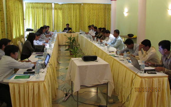 កិច្ច​ប្រជុំ​ពិគ្រោះ​យោបល់​ថ្នាក់​ជាតិ​ស្តី​ពី ការ​វាយ​តម្លៃ​ផល​ប៉ះ​ពាល់​នៃ​គ្រោះ​រាំង​ស្ងួត (ថ្ងៃទី​១៦-១៧ ខែវិច្ឆិកា ឆ្នាំ២០១៥)