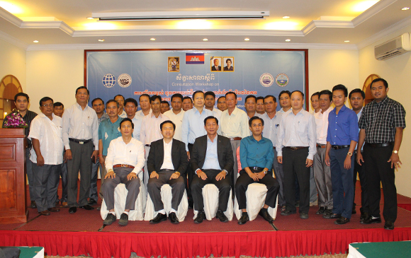 សិក្ខា​សា​លា​ស្តី​ពី ការ​លើក​កម្ពស់​ការ​យល់​ដឹង​ចម្រុះ​នៃ​អ្នក​ពាក់​ព័ន្ធ​ក្នុង​បរិបទ​ផែន​ការ​គ្រប់​គ្រង​ធន​ធាន​ទឹក​ចម្រុះ​ថ្នាក់​ជាតិ (ថ្ងៃទី១៨ ខែសីហា ឆ្នាំ២០១៦)